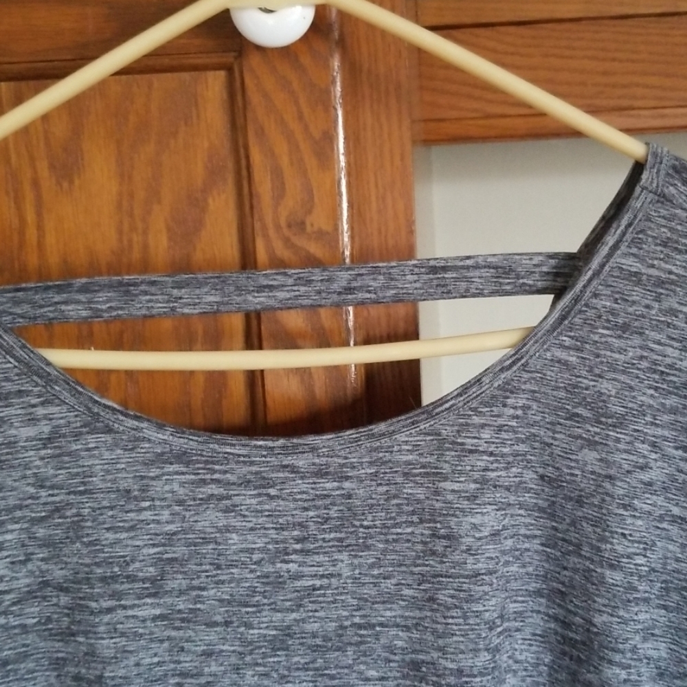 Tunic - Picture 3 of 4